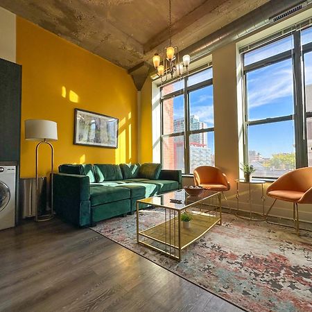 Spacious 2Br Vacation Rental With City View, Optional Parking And Gym Near Mccormick Place & Downtown Chicago Attractions מראה חיצוני תמונה